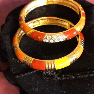 Set of bangles